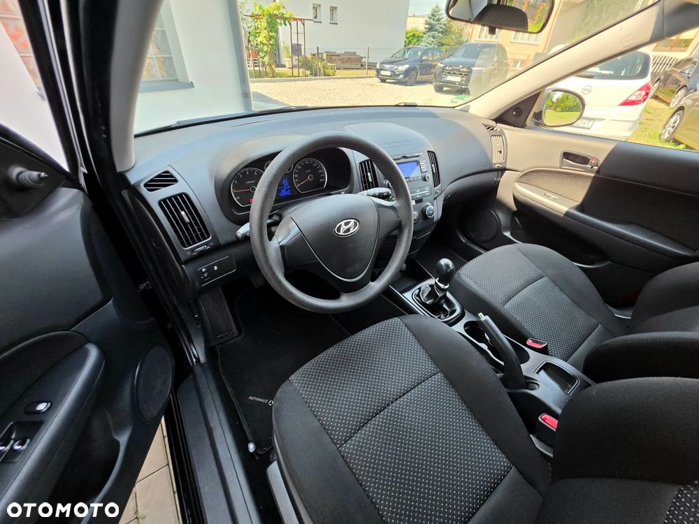 Hyundai i30 1.4 FIFA WM Edition - 9