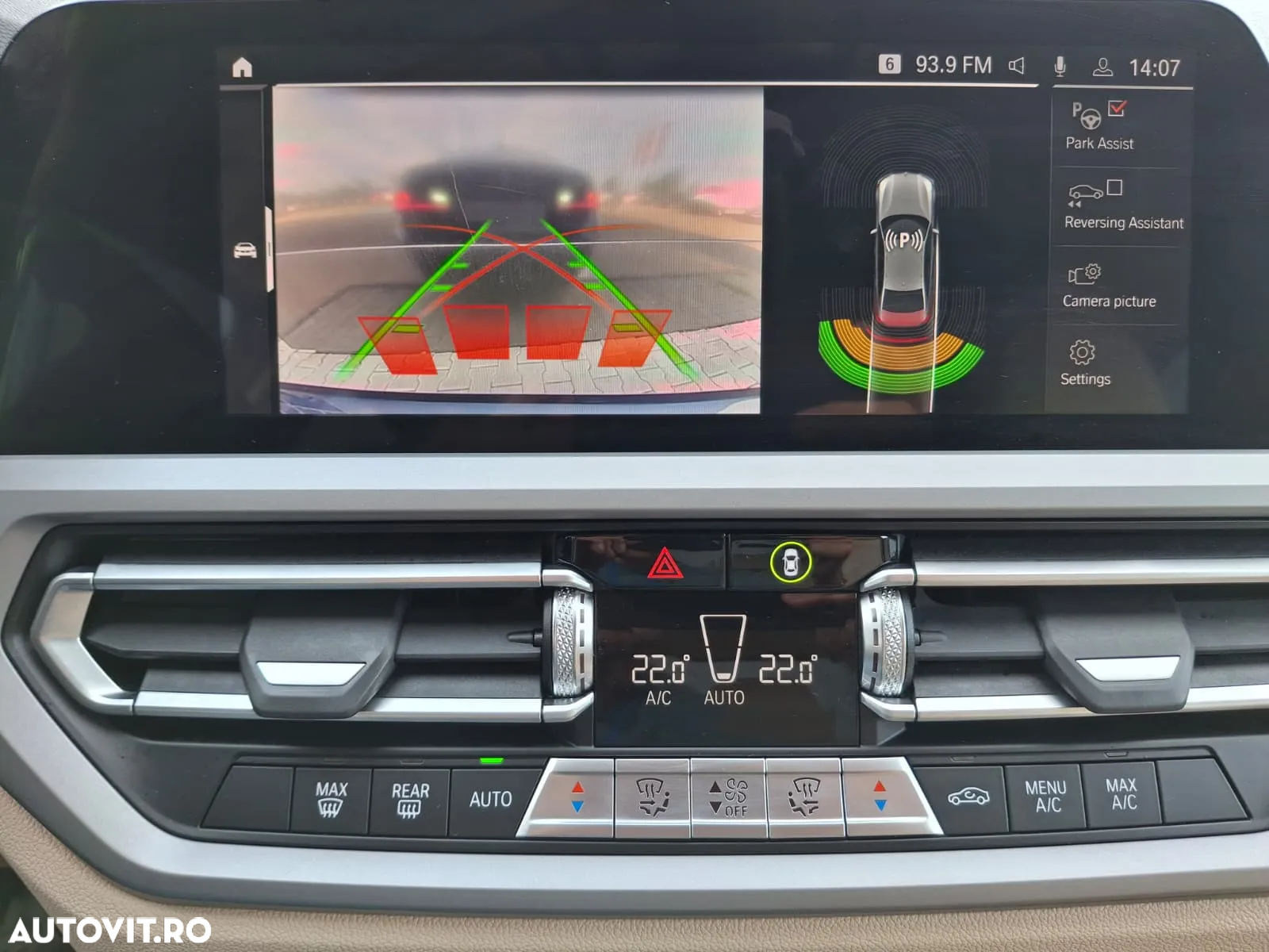 BMW Seria 3 330e Aut. Advantage - 17