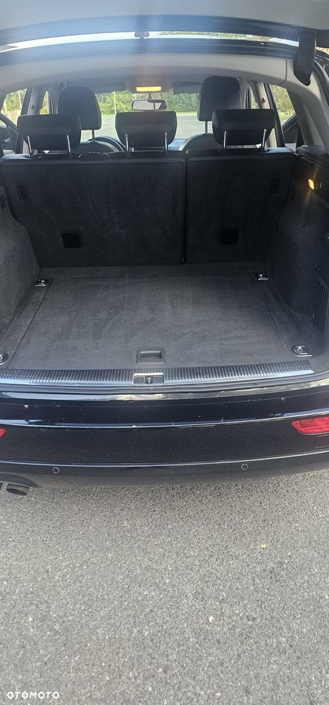 Audi Q5 2.0 TDI quattro Stronic - 8