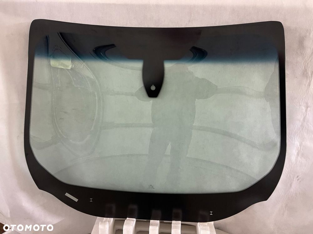 szyba przednia czołowa ford kuga po 2012 roku - 4