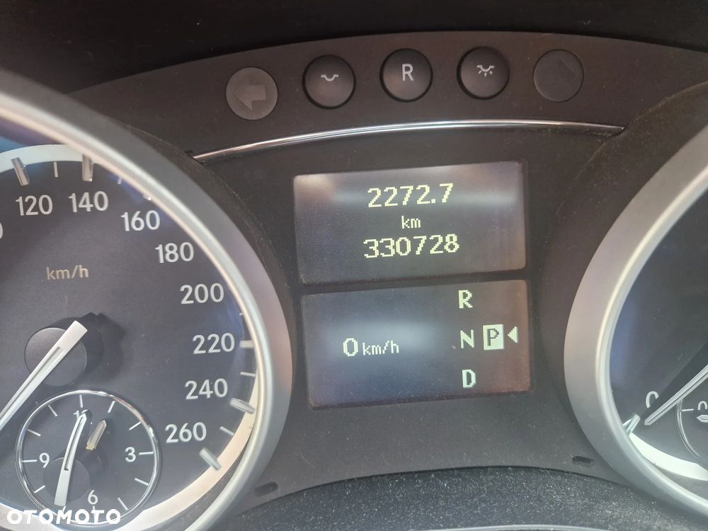 Mercedes-Benz GL 450 CDI - 17