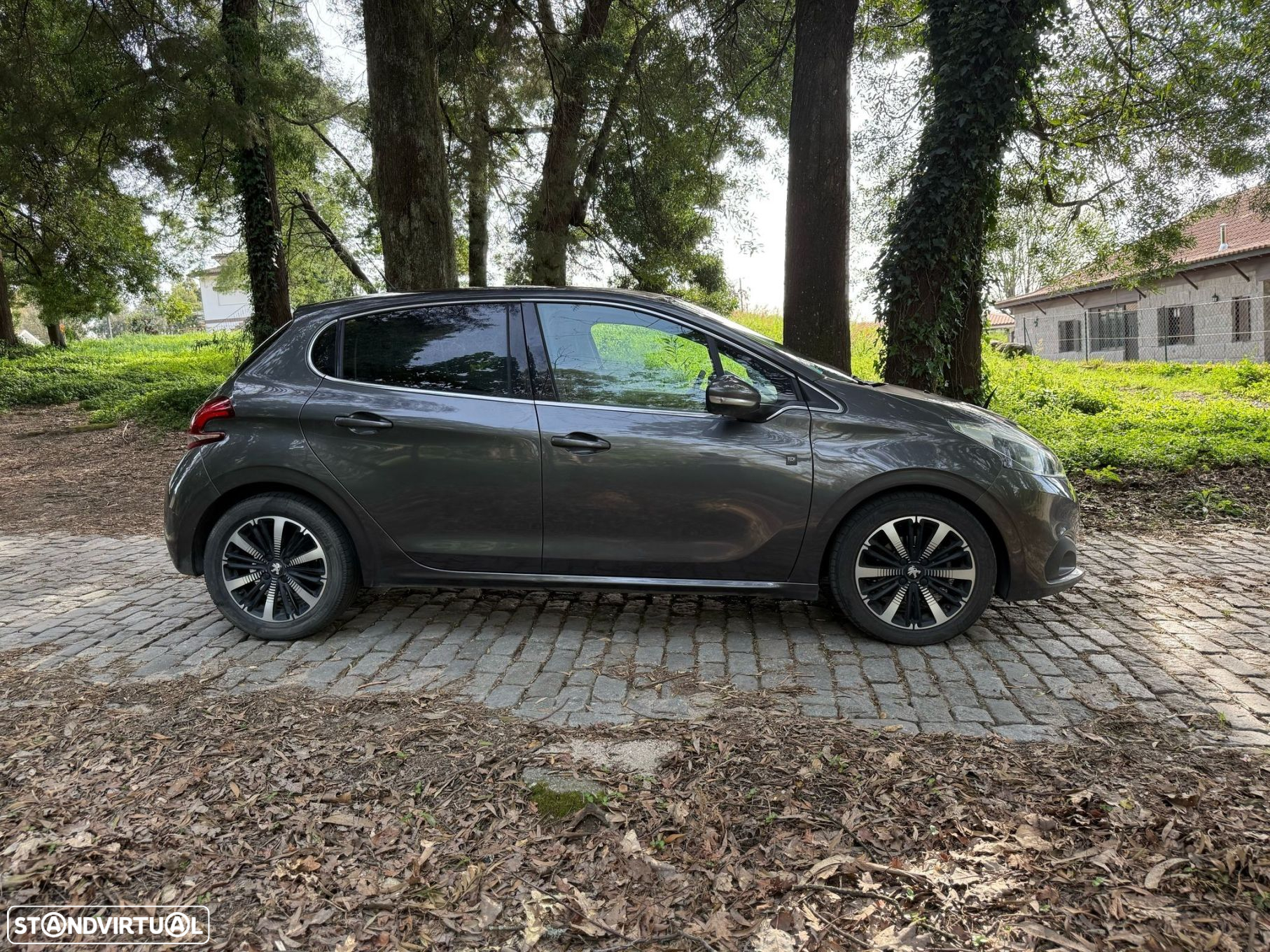 Peugeot 208 PureTech 82 Start & Stop Allure - 6