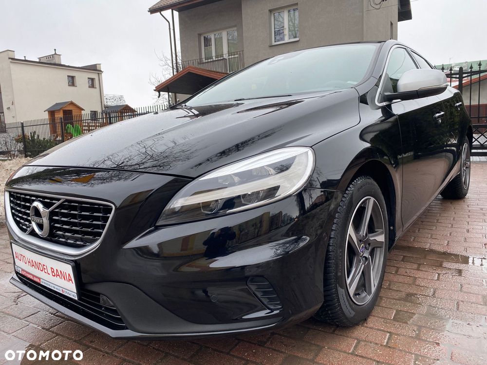 Volvo V40 D3 Geartronic RDesign - 1