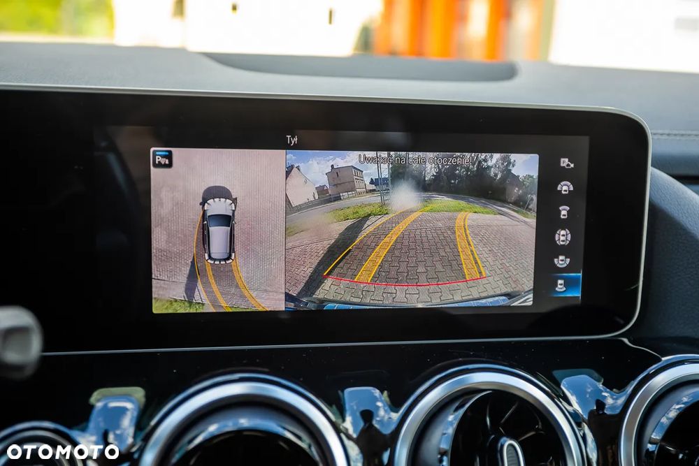 Mercedes-Benz GLA 250 4-Matic - 34