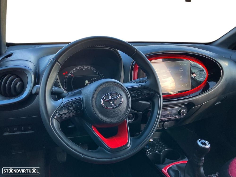 Toyota Aygo X 1.0 Undercover - 9