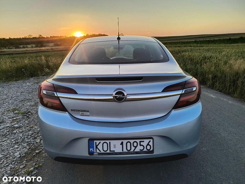 Opel Insignia 1.8 - 2