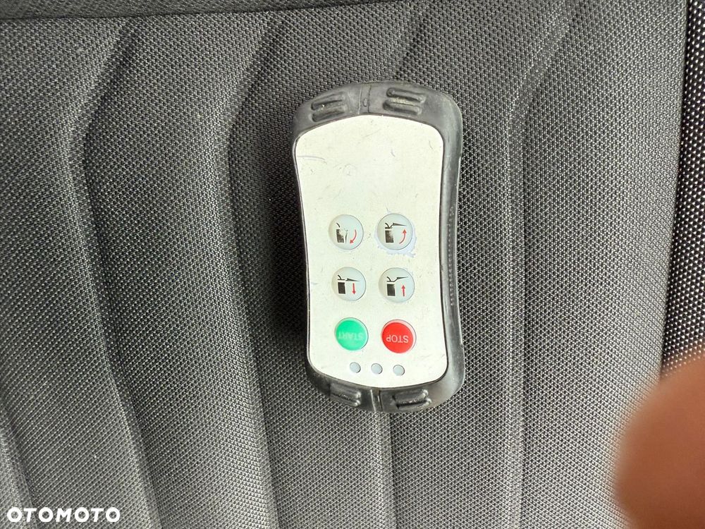 Iveco Daily 35S180, 3.0 180KM, Kontener+winda, HiMatic, Bardzo zadbany - 24