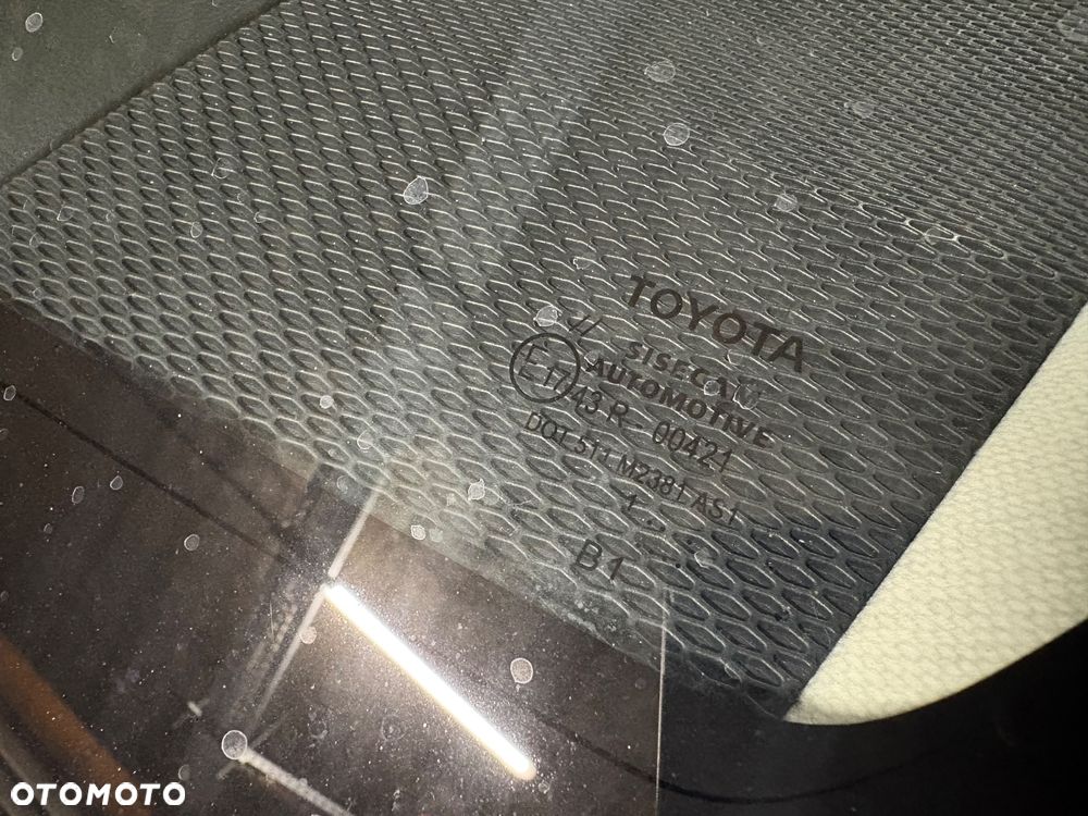 Toyota Corolla 1.8 Hybrid Comfort - 21