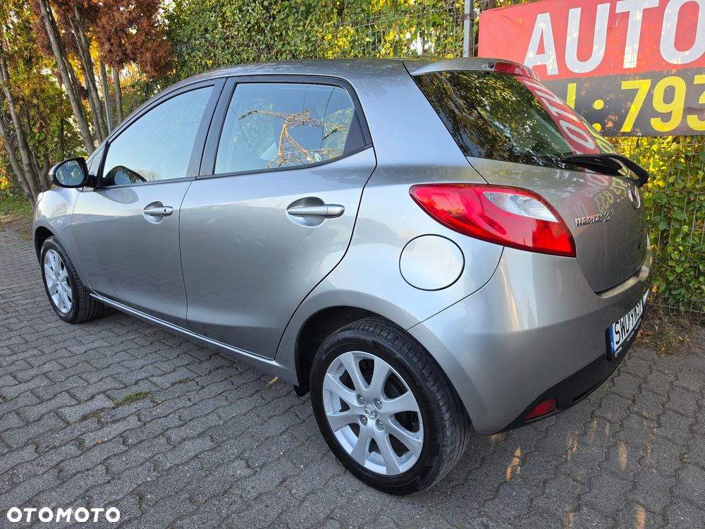 Mazda 2 - 30