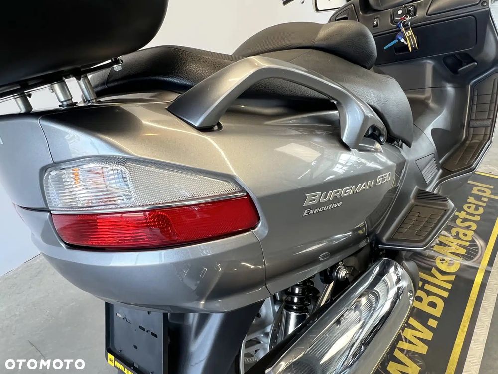 Suzuki Burgman - 29