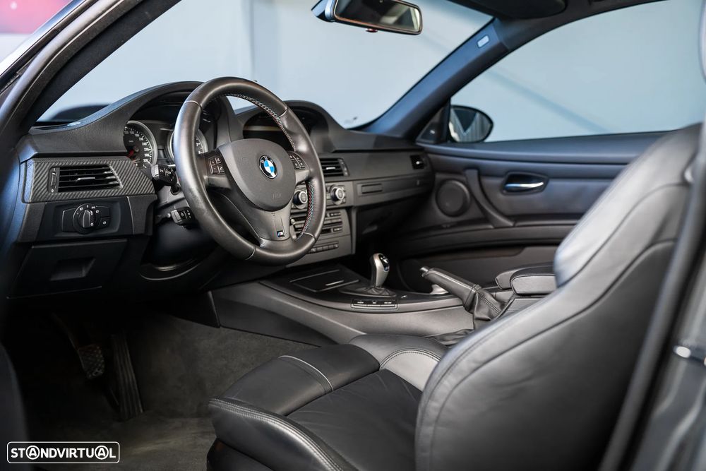 BMW M3 Auto - 14