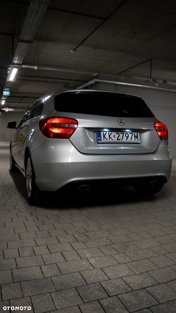 Mercedes-Benz Klasa A 180 7G-DCT Urban - 6