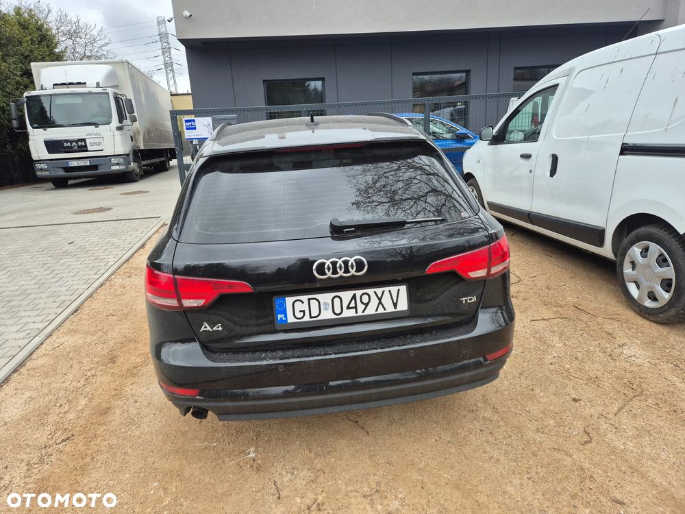 Audi A4 Avant 2.0 TDI S tronic - 5