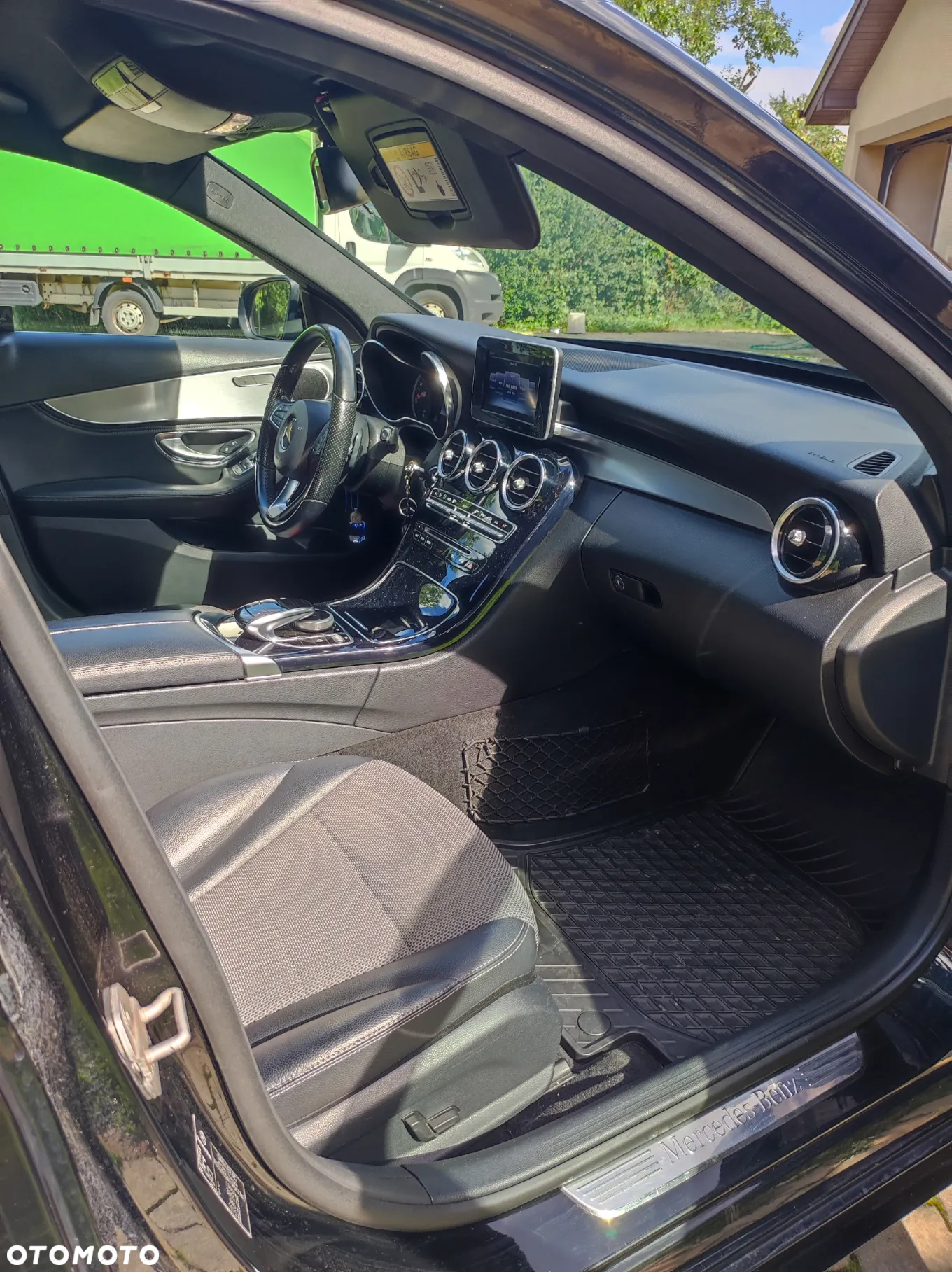 Mercedes-Benz Klasa C 180 7G-TRONIC - 12