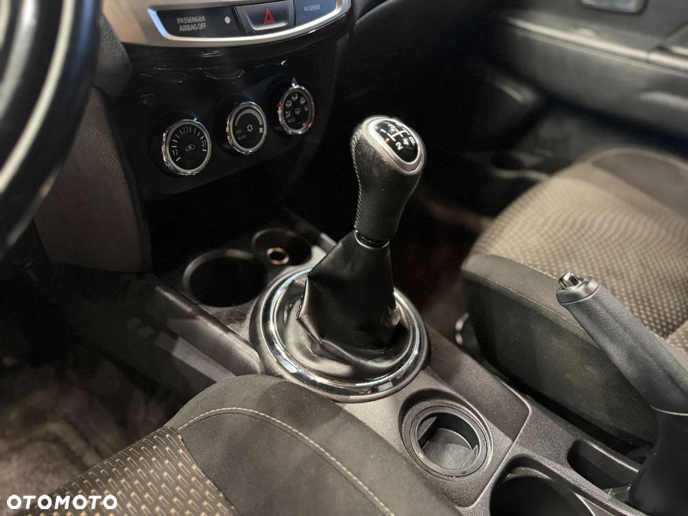Mitsubishi ASX 1.6 Blue Sky Edition - 14