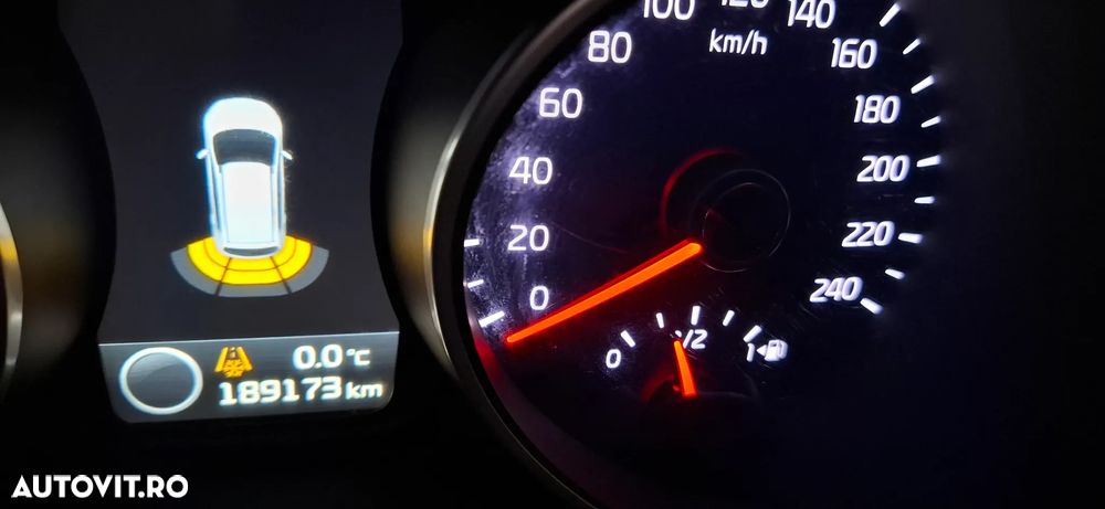 Kia Sportage 2,0 CRDI AWD Dream-Team Edition - 12