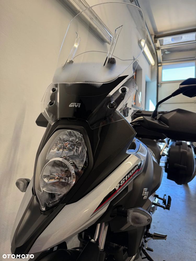 Suzuki V-STROM - 26