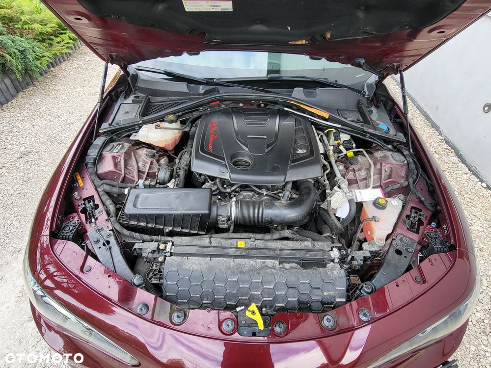 Alfa Romeo Giulia 2.0 Turbo Veloce Q4 - 14