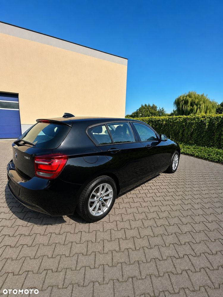 BMW Seria 3 318i - 3