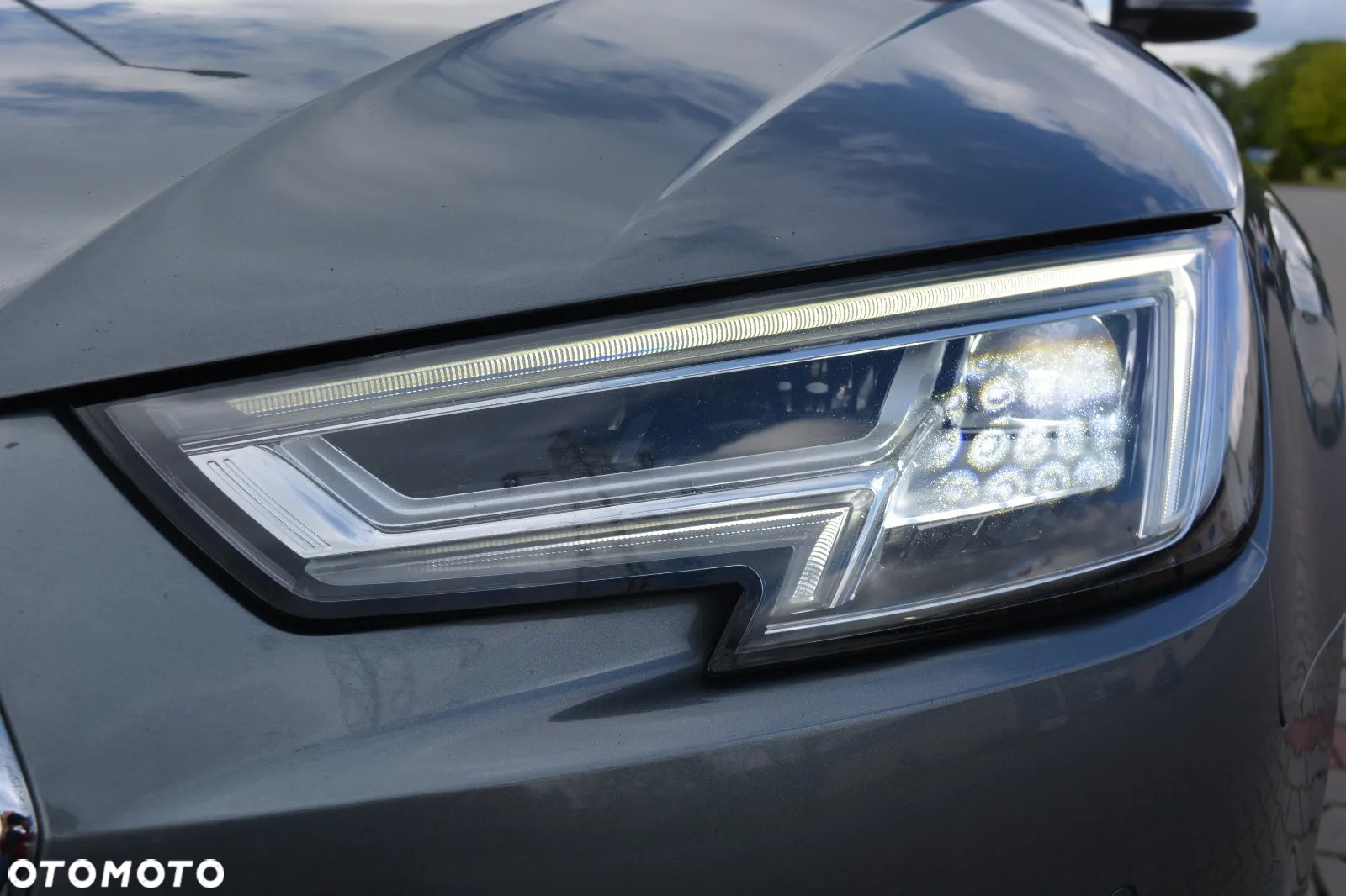 Audi A4 Avant 2.0 TDI DPF clean diesel S line Sportpaket - 26