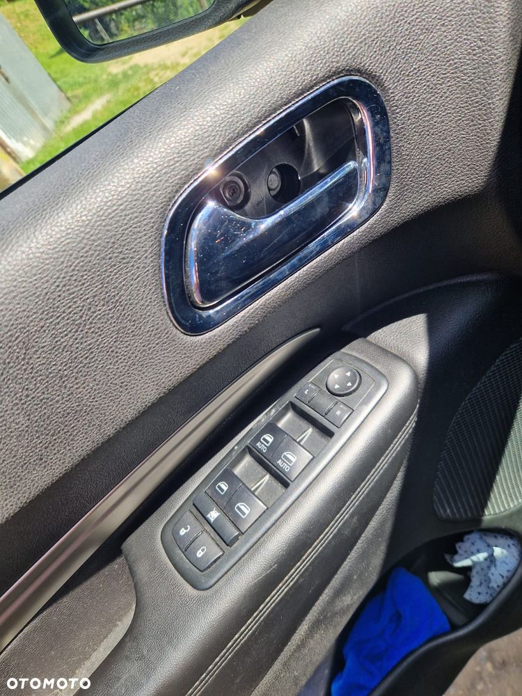 Dodge Durango - 16