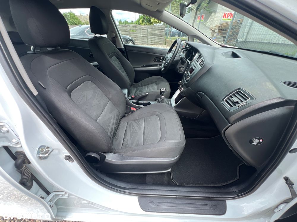 Kia Ceed 1.4 CVVT - 15