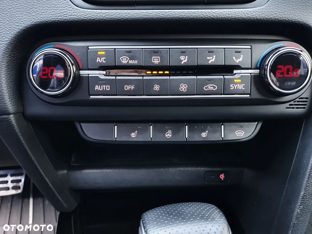 Kia Ceed 1.5 T-GDI GT-Line DCT - 23