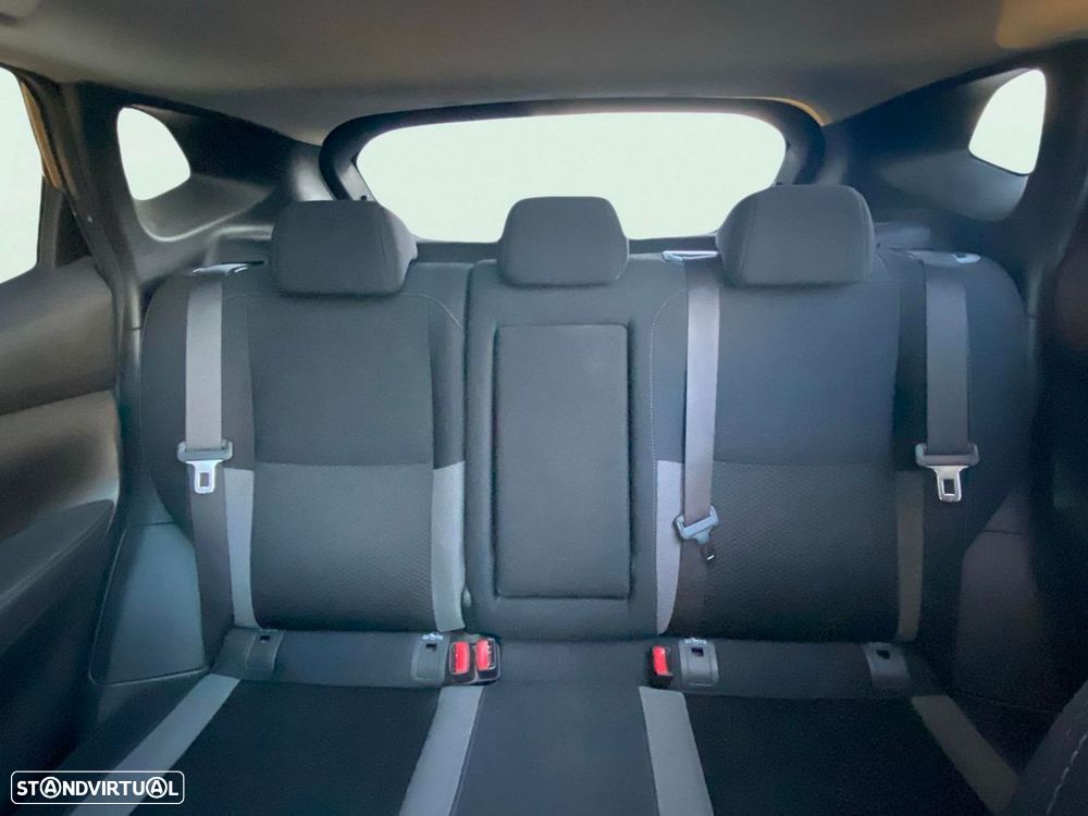 Nissan Qashqai 1.3 DIG-T N-Connecta - 18