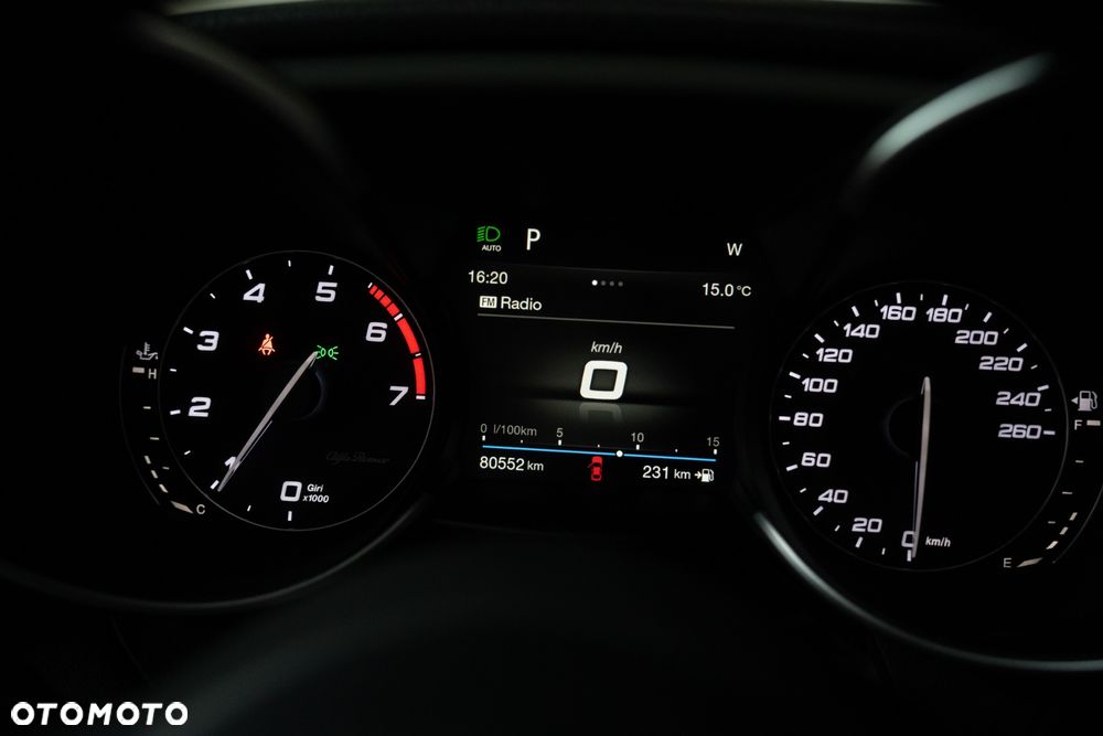 Alfa Romeo Giulia 2.0 Turbo Sprint - 14