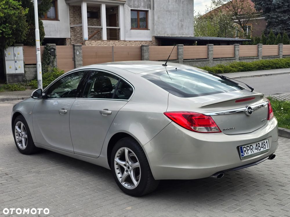 Opel Insignia - 17