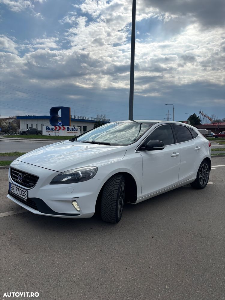 Volvo V40 D4 VEA R-Design - 2