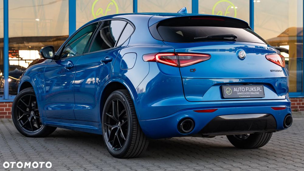 Alfa Romeo Stelvio 2.0 Turbo Veloce Q4 - 6