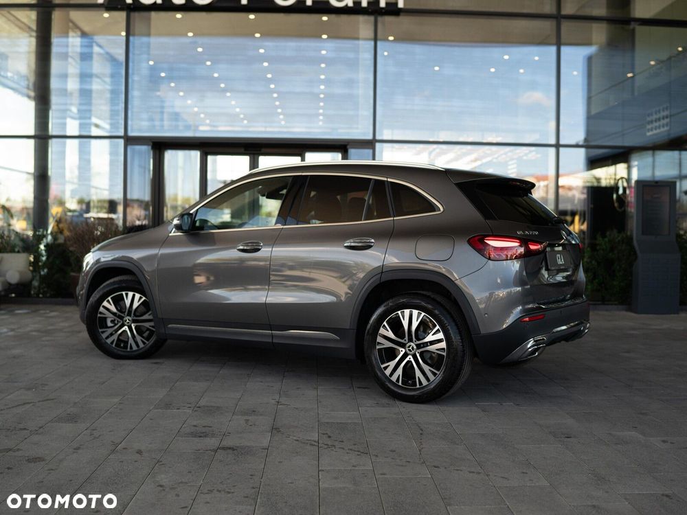 Mercedes-Benz GLA - 6