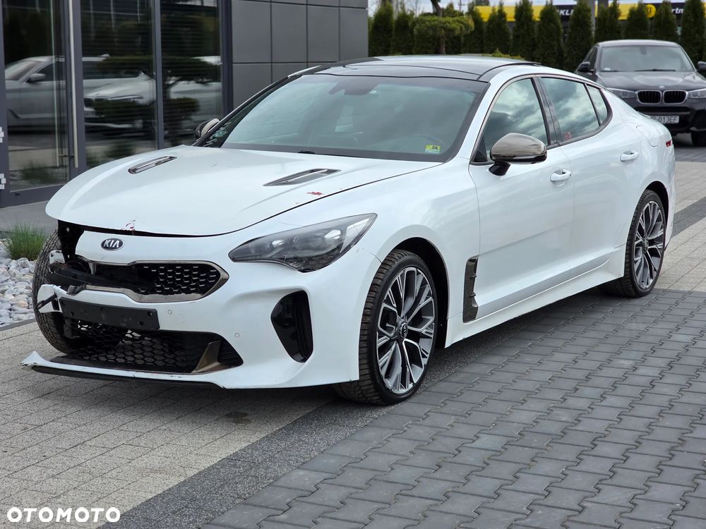 Kia Stinger 2.0 T-GDI GT Line - 1