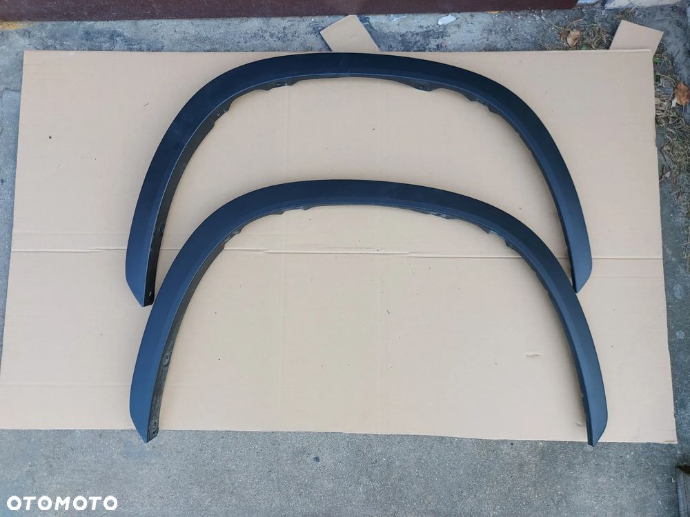 Toyota Highlander 19- Listwa Błotnika R Przód - 2