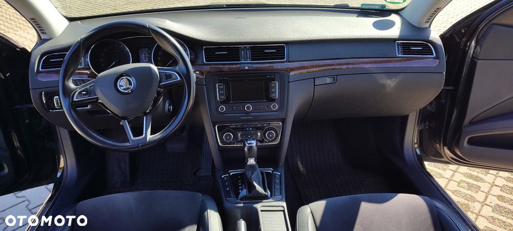 Skoda Superb 2.0 TDI 4x4 Elegance DSG - 14