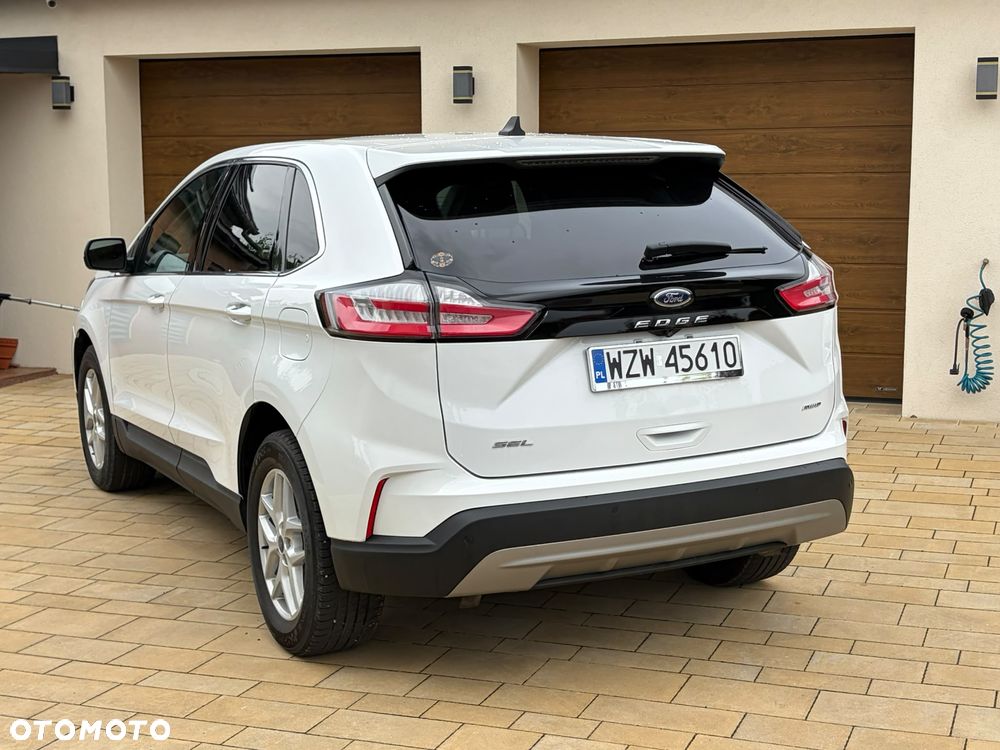 Ford Edge - 4