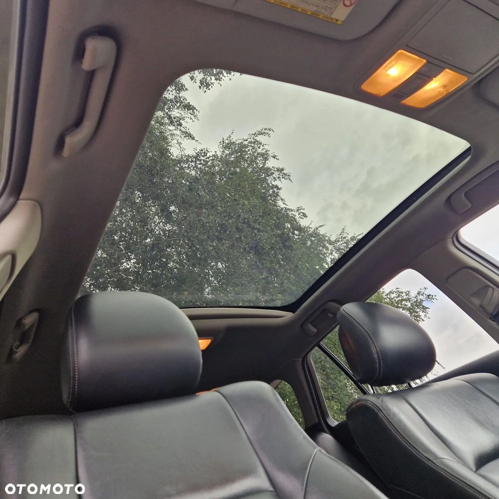 Toyota Avensis 2.0 Sol plus EU5 MS - 12