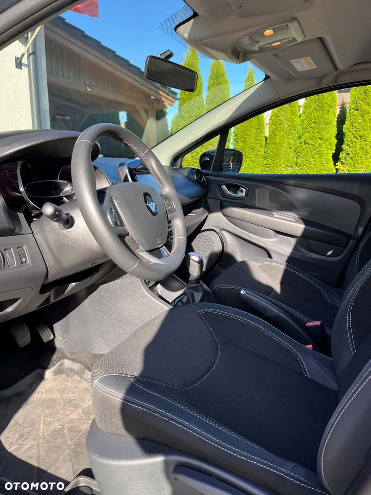 Renault Clio - 7