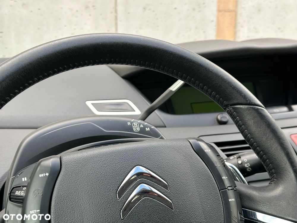 Citroën C4 Grand Picasso 1.6 e-HDi FAP EGS6 (7-Sitzer) Exclusive - 25