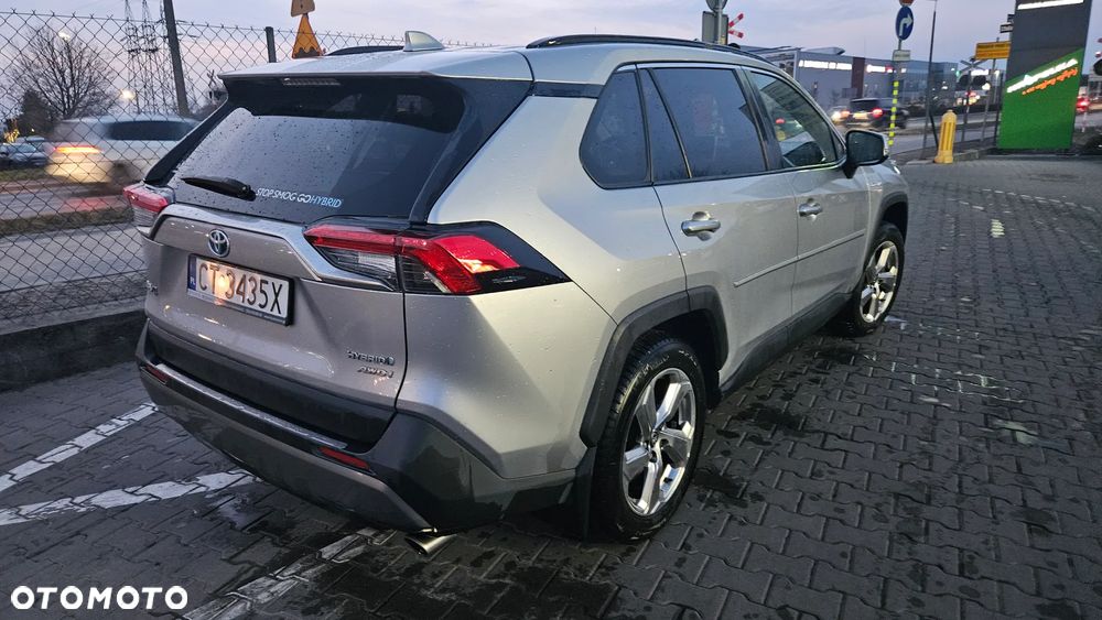 Toyota RAV4 - 4