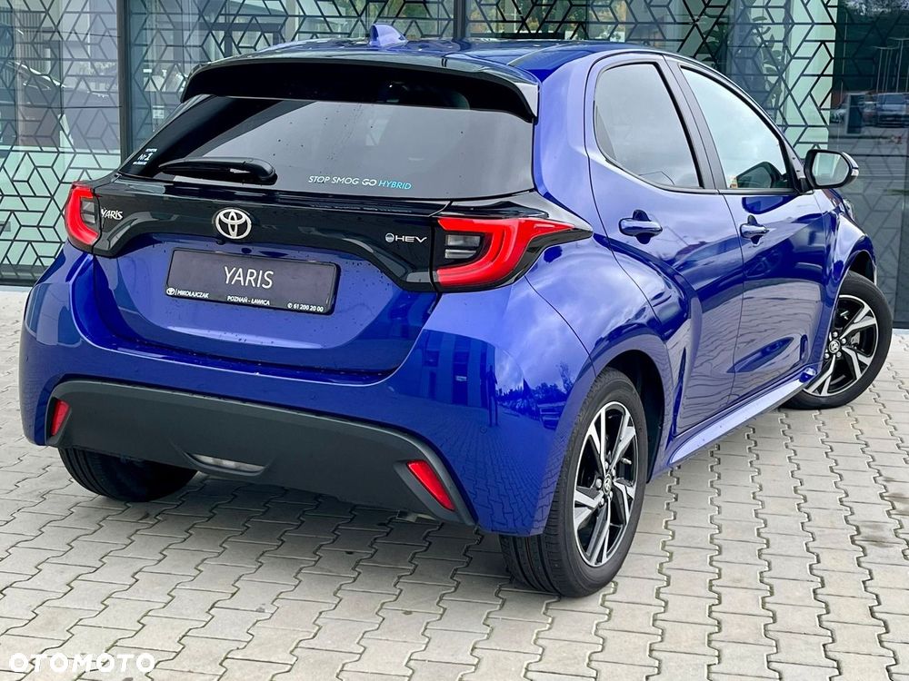 Toyota Yaris Hybrid 1.5 Style - 12