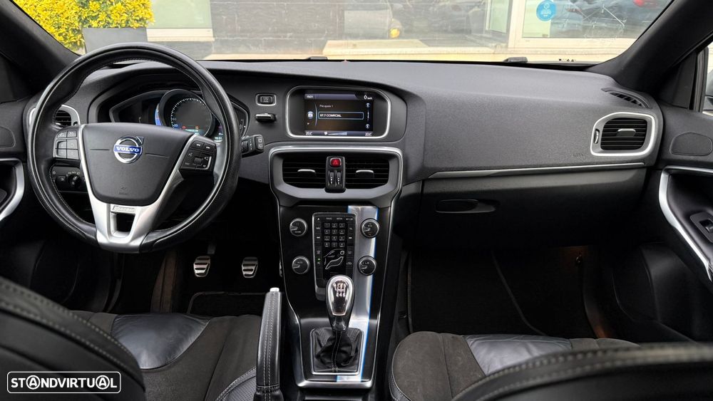 Volvo V40 1.6 D2 R-Design - 12