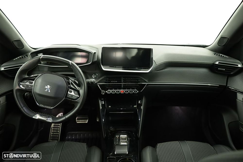 Peugeot 2008 1.2 PureTech GT EAT8 - 8