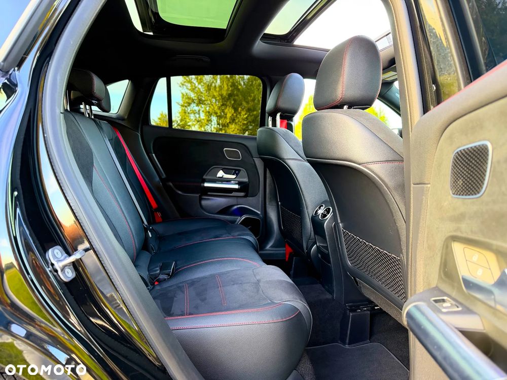 Mercedes-Benz GLA AMG 35 mHEV 4-Matic 8G-DCT - 24