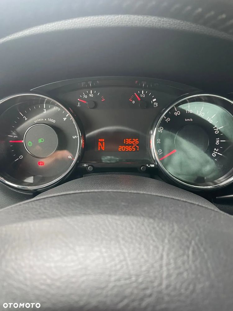 Peugeot 3008 e-HDi 115 ETG6 Stop&Start Active - 16