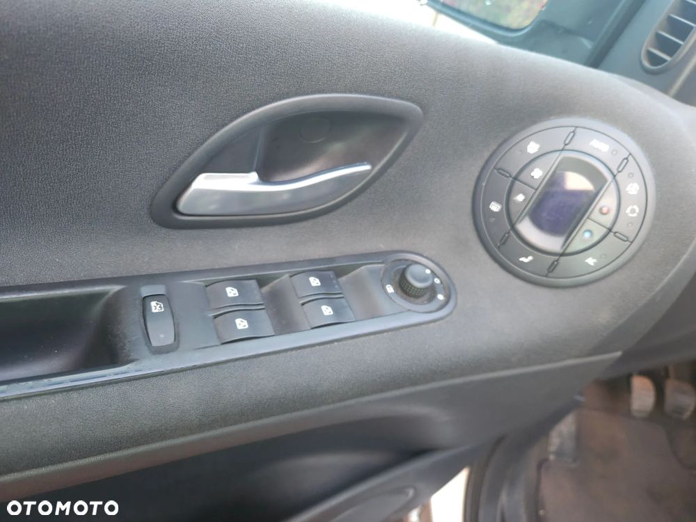 Renault Espace 2.0 dCi Voyage - 7