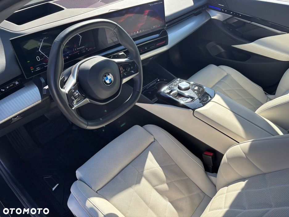 BMW Seria 5 520d mHEV - 6