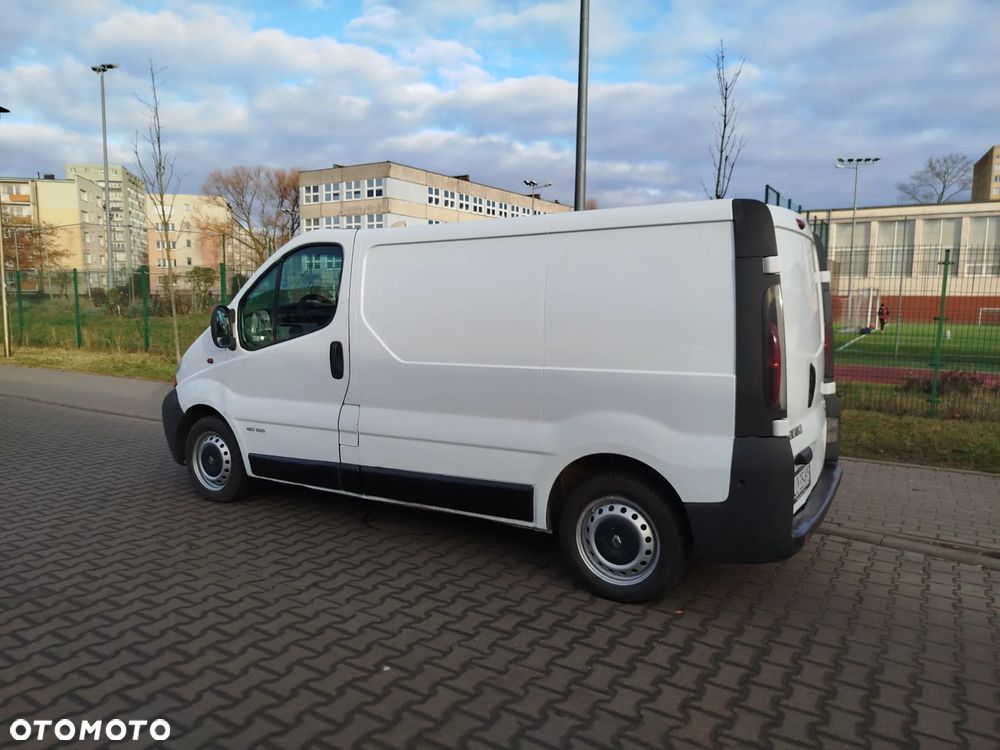 Renault Trafic - 2