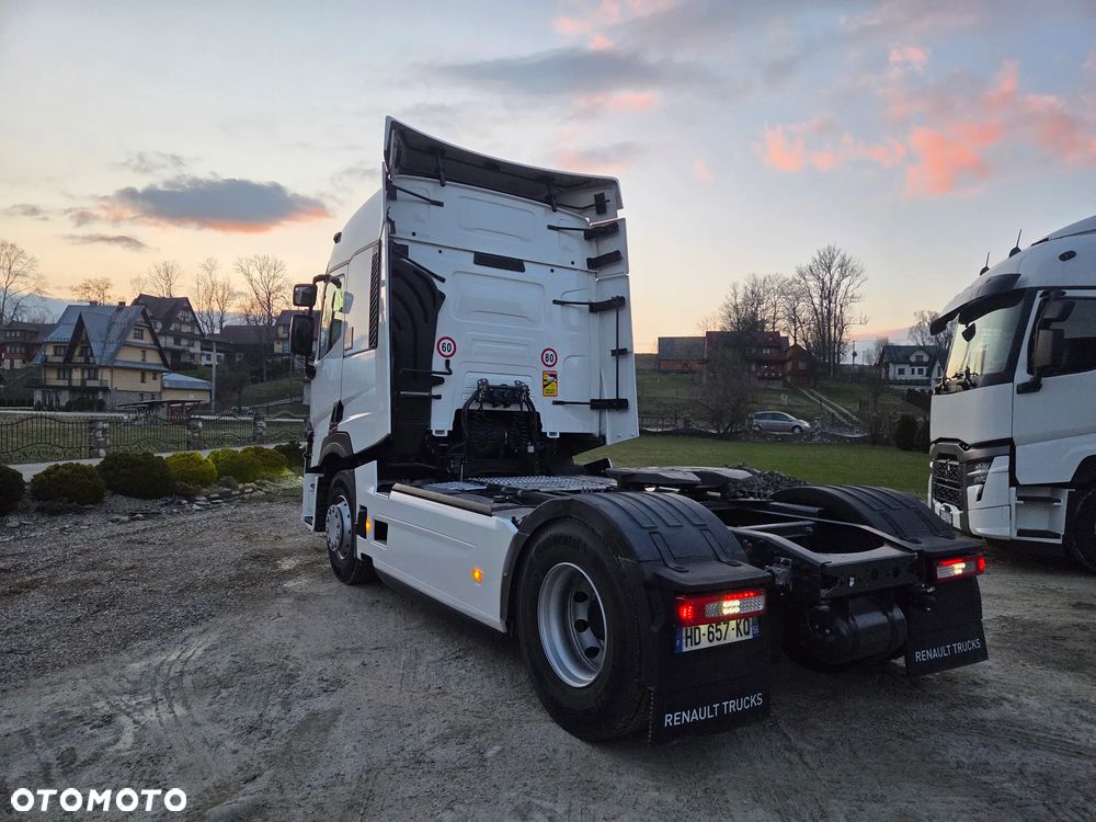 Renault Gama at 480 - 4